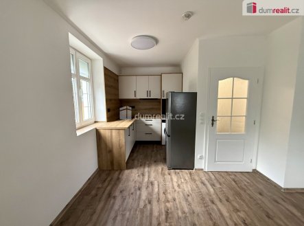 Pronájem bytu, 2+kk, 40 m²