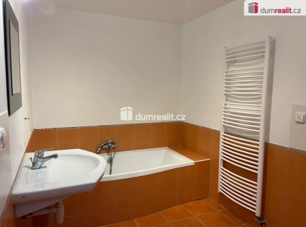 Pronájem bytu, 2+kk, 80 m²