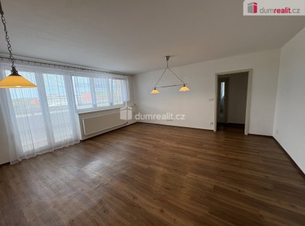 Pronájem bytu, 3+1, 77 m²
