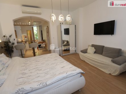 Pronájem bytu, 1+1, 35 m²
