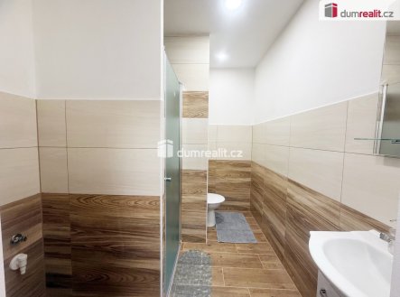 Pronájem bytu, 1+kk, 32 m²