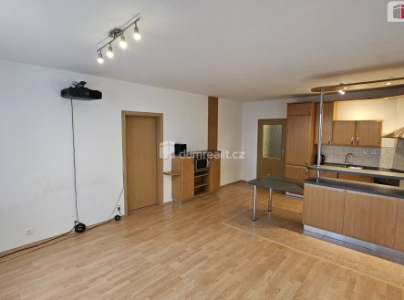 Pronájem bytu, 2+kk, 70 m²