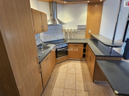 Pronájem bytu, 2+kk, 70 m²