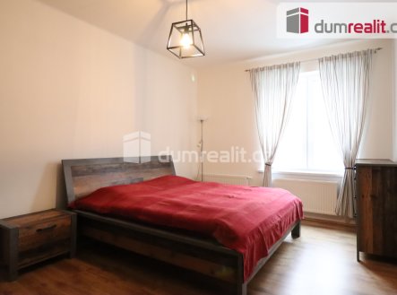 Pronájem bytu, 2+1, 77 m²