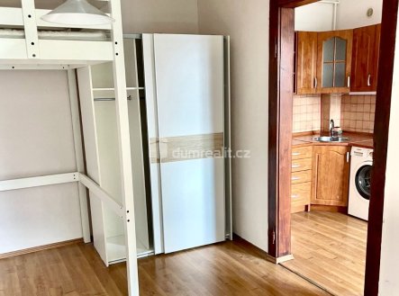 Pronájem bytu, 2+kk, 32 m²