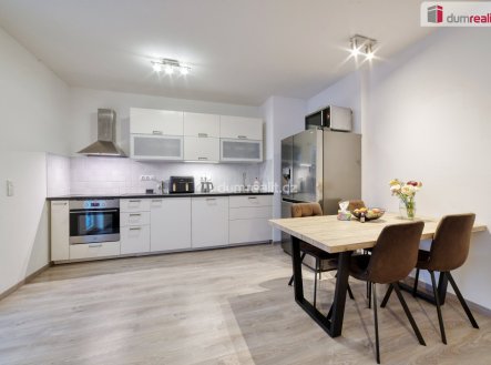 Prodej bytu, 3+kk, 98 m²