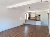 Pronájem obchodní prostory, 94 m²