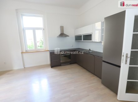 Pronájem bytu, 4+kk, 120 m²