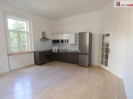 Pronájem bytu, 4+kk, 120 m²