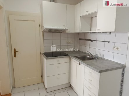 Pronájem bytu, 2+kk, 58 m²