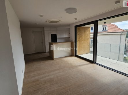 Pronájem bytu, 2+kk, 70 m²