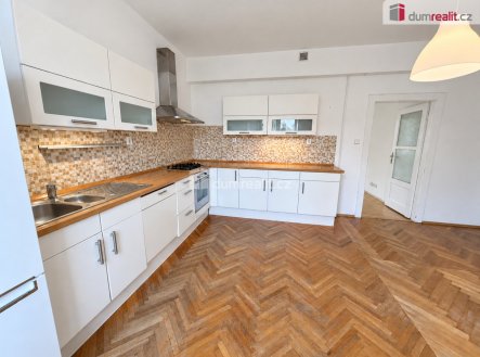 Pronájem bytu, 3+1, 100 m²