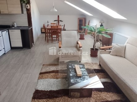 Pronájem bytu, 2+kk, 93 m²