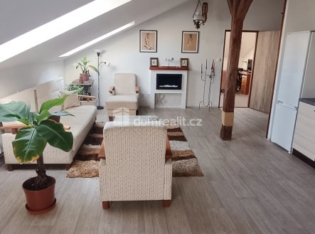 Pronájem bytu, 2+kk, 93 m²