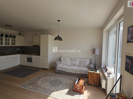 Pronájem bytu, 2+kk, 56 m²