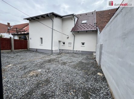 1 | Prodej - dům/vila, 249 m²