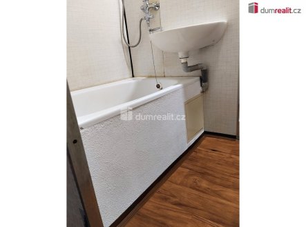 4 | Pronájem bytu, 1+1, 41 m²