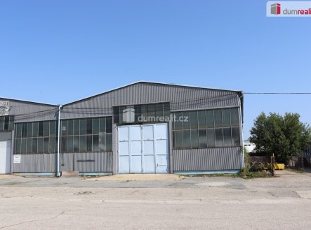 Pronájem komerčního objektu, sklad, 1 543 m²