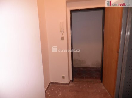 Pronájem bytu, 1+kk, 27 m²
