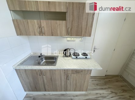 Pronájem bytu, 1+kk, 25 m²