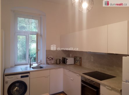 Pronájem bytu, 1+1, 39 m²