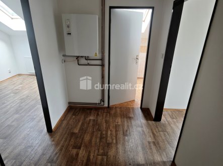 Pronájem bytu, 1+1, 33 m²