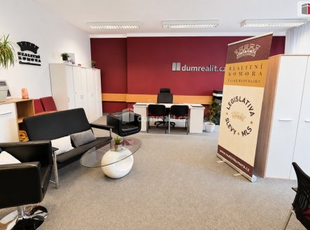 Pronájem kanceláře, 60 m²