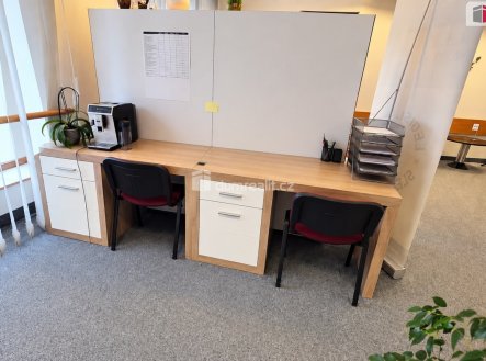 Pronájem kanceláře, 60 m²