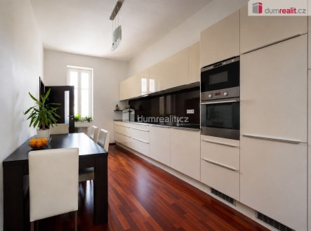 Pronájem bytu, 2+1, 65 m²