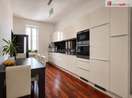 Pronájem bytu, 2+1, 65 m² obrázek