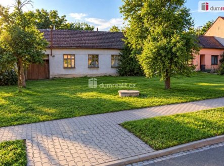 Prodej pozemku pro bydlení, 1 696 m² obrázek