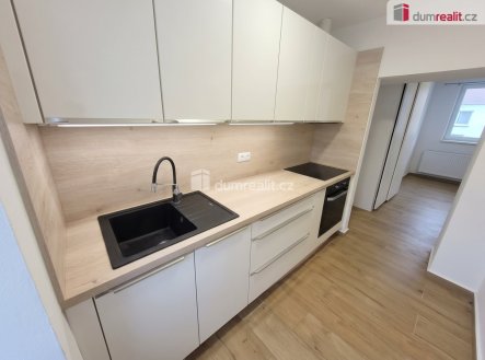 Pronájem bytu, 2+kk, 39 m² obrázek