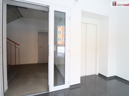 Pronájem bytu, 2+kk, 39 m²
