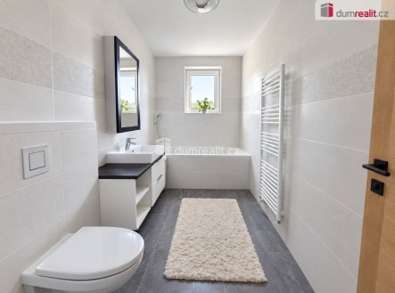 Pronájem bytu, 2+kk, 60 m²