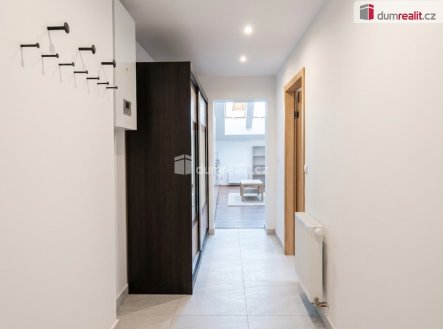 Pronájem bytu, 2+kk, 60 m²
