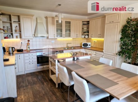 Prodej domu/vily, 334 m²