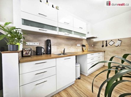 Pronájem bytu, 2+1, 54 m²