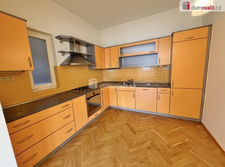 Pronájem bytu, 2+kk, 84 m²