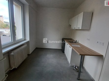 Pronájem bytu, 2+1, 55 m²
