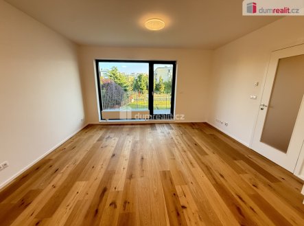 Pronájem bytu, 2+kk, 61 m²