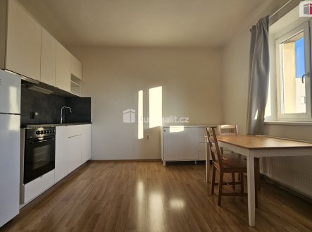 Pronájem bytu, 2+kk, 37 m²