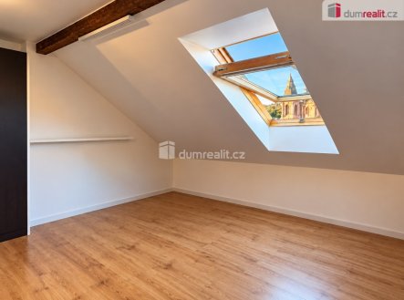 Pronájem bytu, 1+kk, 34 m²