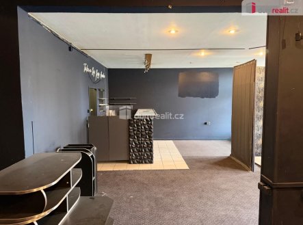 Pronájem obchodní prostory, 72 m²