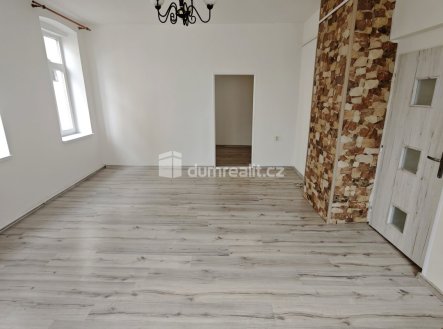 Pronájem bytu, 2+1, 75 m²