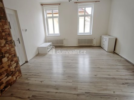 Pronájem bytu, 2+1, 75 m²