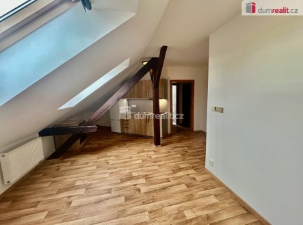 Pronájem bytu, 2+kk, 55 m²