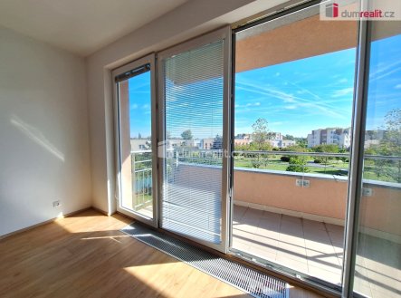 Pronájem bytu, 2+kk, 63 m²
