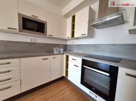 Pronájem bytu, 2+kk, 63 m²