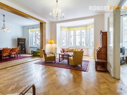 Pronájem bytu, 3+1, 140 m² obrázek
