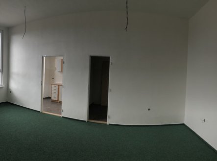Pronájem kanceláře, 318 m²